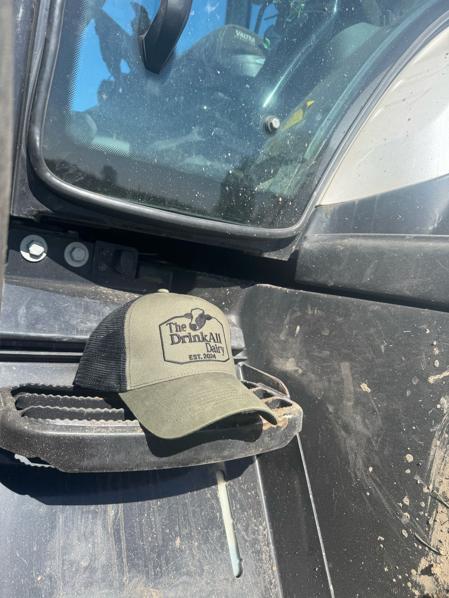 The DrinkAll Dairy - KHAKI TRUCKER CAP